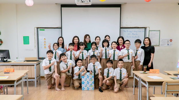 Giáo dục STEM môn Toán và môn Khoa học tại Trường Tiểu học, THCS VÀ THPT IRIS (thành phố Thái Nguyên)
